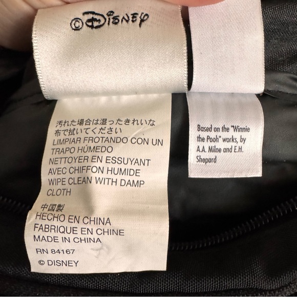 Vintage Disney world black two pocket zippered fanny pack - Picture 6 of 6
